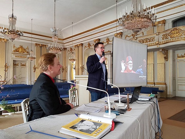 BildArsmote20184
