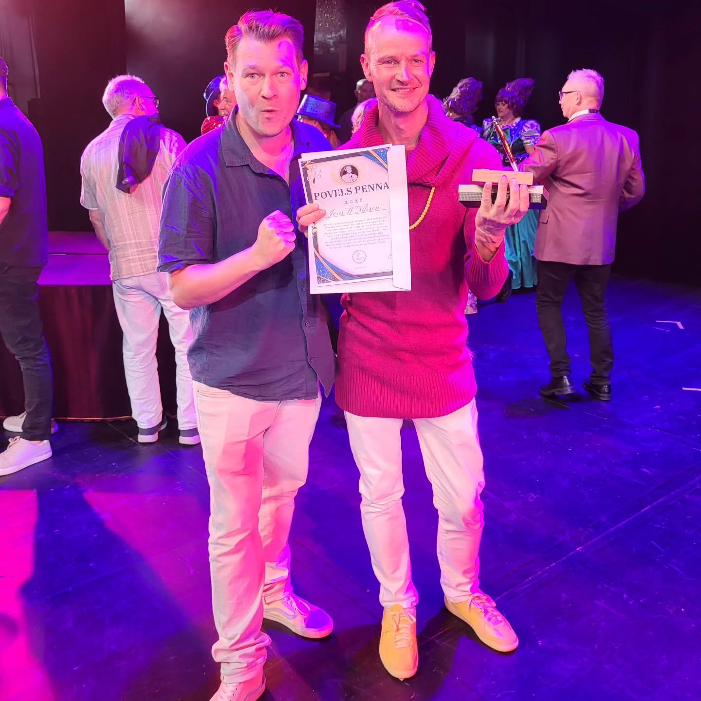 Povels Penna 2026 Povels Penna 2026, prisutdelare Jonatan Ramel och mottagare Jens W Nilsson