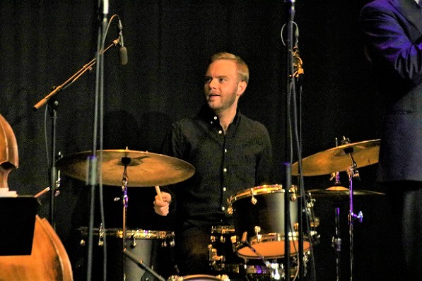 BildSuperkonsertR&aring;daRum9